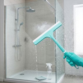 N Mohammad Pretty Glass Clean Brush